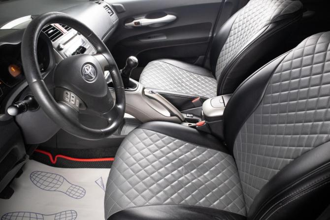 Toyota Auris I с пробегом 2007 года, цена 599 000 рублей, 292240 км, хэтчбек, Автокод Объявления
