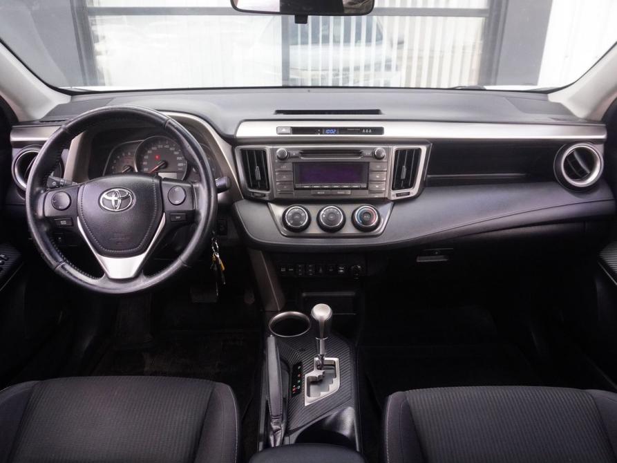 Toyota RAV4 IV (XA40) Рестайлинг Москва  - изображение 12