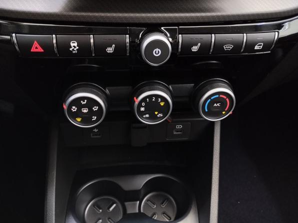 Lada (ВАЗ) Vesta I Рестайлинг (NG) с пробегом 2025 года, цена 1 790 000 рублей, 182 км, седан, Автокод Объявления