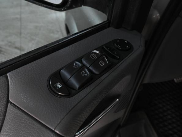 Mercedes-Benz Viano I (W639) с пробегом 2008 года, цена 1 619 000 рублей, 236044 км, минивэн, Автокод Объявления