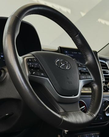 Hyundai Solaris II Рестайлинг с пробегом 2021 года, цена 1 675 000 рублей, 85289 км, седан, Автокод Объявления