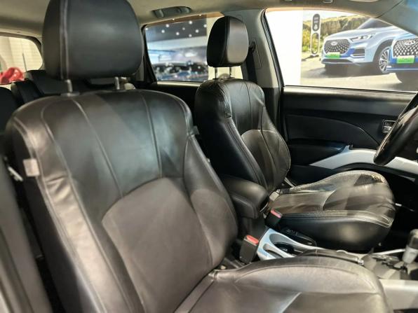 Mitsubishi Outlander II с пробегом 2007 года, цена 1 100 000 рублей, 181000 км, внедорожник, Автокод Объявления