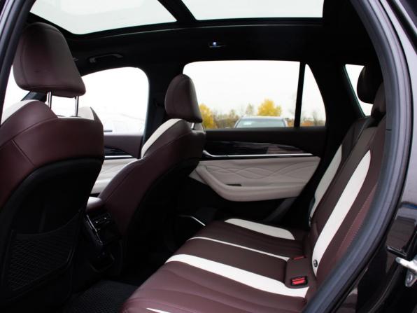 Geely Monjaro I с пробегом 2024 года, цена 2 449 000 рублей, 55000 км, внедорожник, Автокод Объявления