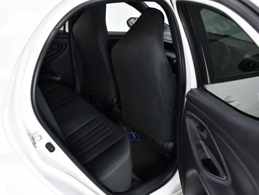 Toyota Yaris IV Новосибирск  - изображение 17