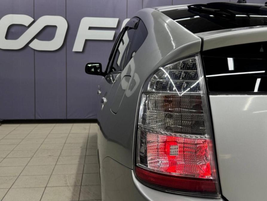 Toyota Prius II Рестайлинг (XW20) Благовещенск  - изображение 13