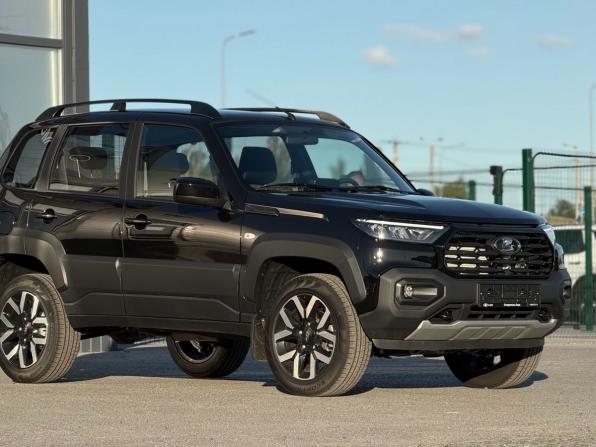 Lada (ВАЗ) Niva I Рестайлинг (Travel) с пробегом 2026 года, цена 1 699 000 рублей, 800 км, внедорожник, Автокод Объявления