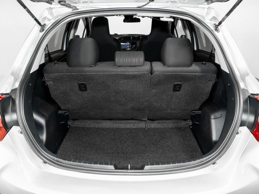 Toyota Vitz III (XP130) Рестайлинг 2 Иркутск  - изображение 18