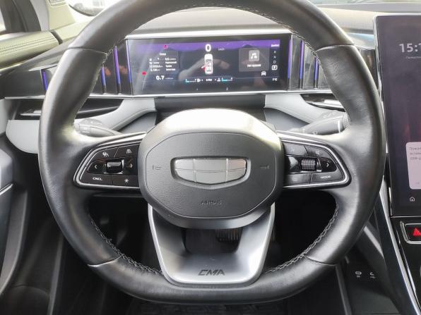 Geely Atlas II с пробегом 2024 года, цена 3 013 000 рублей, 30313 км, внедорожник, Автокод Объявления