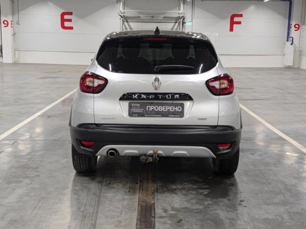 Renault Kaptur I с пробегом 2016 года, цена 1 325 000 рублей, 174369 км, внедорожник, Автокод Объявления