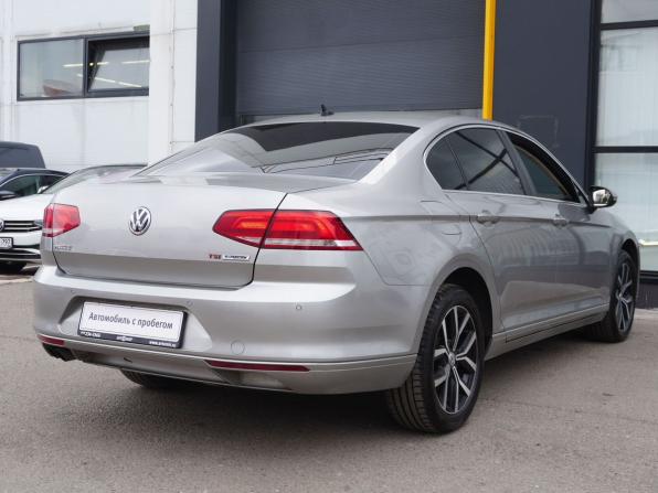 Volkswagen Passat B8 с пробегом 2017 года, цена 1 730 000 рублей, 166253 км, седан, Автокод Объявления
