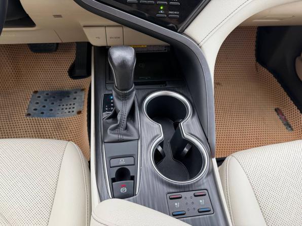 Toyota Camry VIII (XV70) Рестайлинг с пробегом 2021 года, цена 3 275 000 рублей, 74657 км, седан, Автокод Объявления