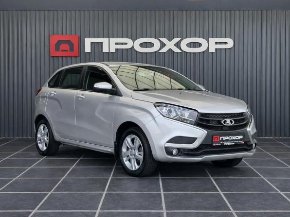 Lada (ВАЗ) XRAY I с пробегом 2018 года, цена 877 000 рублей, 106078 км, хэтчбек, Автокод Объявления