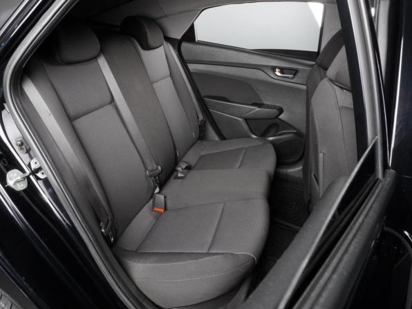 Hyundai Solaris II с пробегом 2019 года, цена 1 299 000 рублей, 158021 км, седан, Автокод Объявления