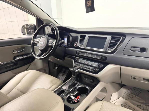 Kia Carnival III с пробегом 2018 года, цена 1 949 000 рублей, 80552 км, минивэн, Автокод Объявления
