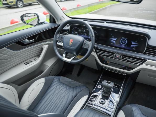 Hongqi HS5 I с пробегом 2024 года, цена 2 769 000 рублей, 25299 км, внедорожник, Автокод Объявления