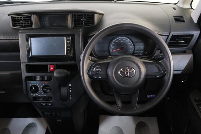 Toyota Roomy I Рестайлинг с пробегом 2021 года, цена 1 279 000 рублей, 83000 км, микровэн, Автокод Объявления