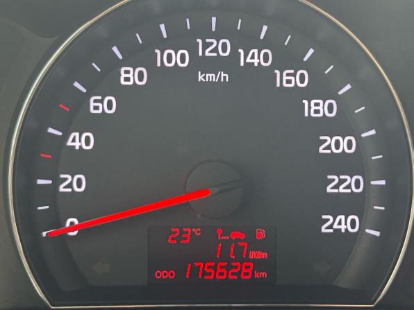 Kia Sorento II Рестайлинг с пробегом 2012 года, цена 1 635 000 рублей, 175628 км, внедорожник, Автокод Объявления