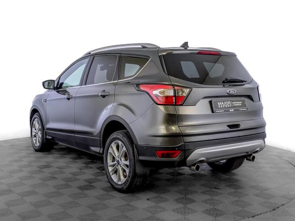 Ford Kuga II Рестайлинг с пробегом 2018 года, цена 1 670 000 рублей, 142000 км, внедорожник, Автокод Объявления