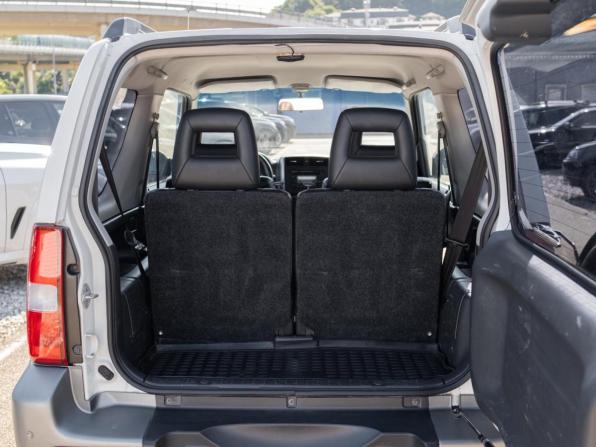 Suzuki Jimny III Рестайлинг 1 с пробегом 2011 года, цена 999 000 рублей, 188218 км, внедорожник, Автокод Объявления