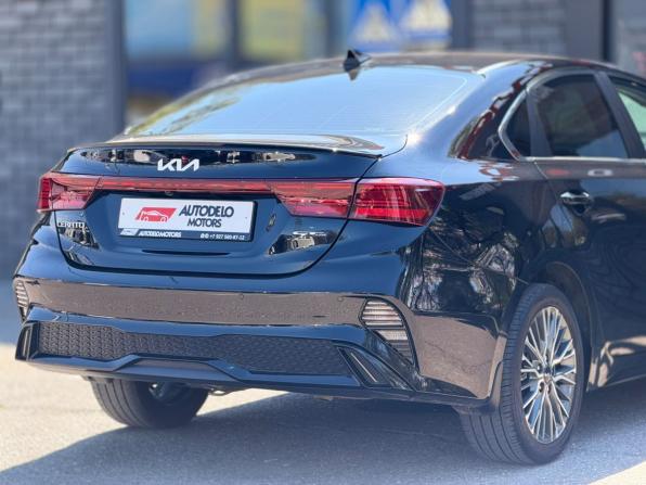 Kia Cerato IV Рестайлинг с пробегом 2022 года, цена 2 190 000 рублей, 75220 км, седан, Автокод Объявления