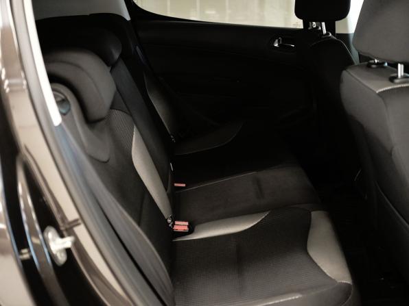 Peugeot 308 I Рестайлинг с пробегом 2012 года, цена 571 000 рублей, 124928 км, хэтчбек, Автокод Объявления