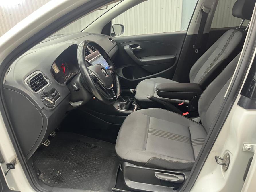 Volkswagen Polo V Рестайлинг Альметьевск  - изображение 11