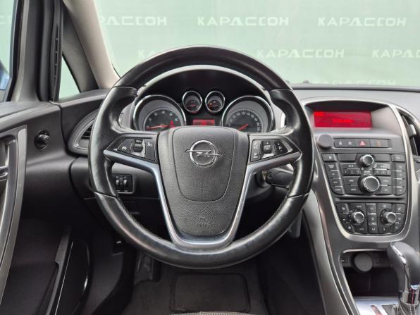 Opel Astra J с пробегом 2011 года, цена 650 000 рублей, 178553 км, хэтчбек, Автокод Объявления