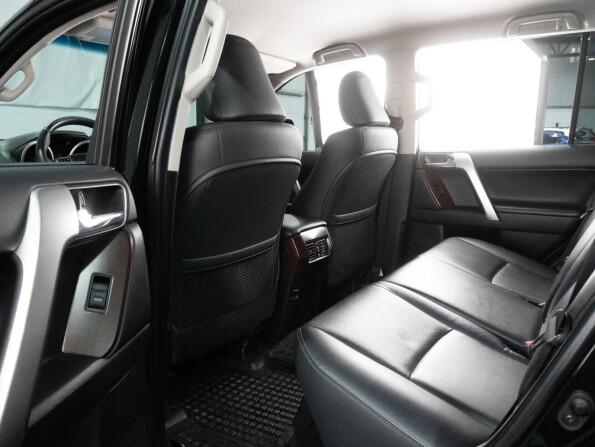 Toyota Land Cruiser Prado 150 Series Рестайлинг 1 с пробегом 2017 года, цена 5 149 000 рублей, 74316 км, внедорожник, Автокод Объявления