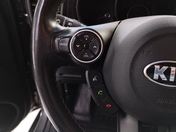 Kia Soul II Рестайлинг с пробегом 2017 года, цена 1 740 000 рублей, 54321 км, хэтчбек, Автокод Объявления