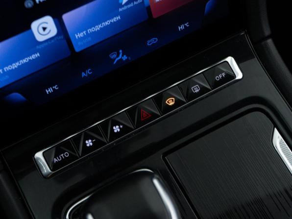 Hongqi H5 II с пробегом 2023 года, цена 2 449 999 рублей, 103755 км, седан, Автокод Объявления
