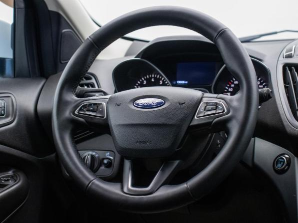 Ford Kuga II Рестайлинг с пробегом 2017 года, цена 1 670 000 рублей, 136502 км, внедорожник, Автокод Объявления