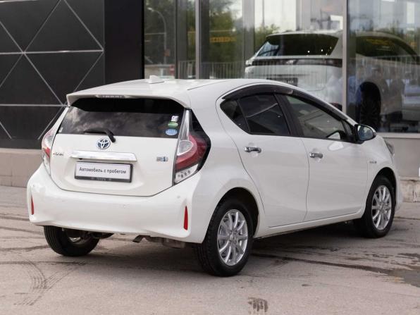 Toyota Aqua I Рестайлинг 2 с пробегом 2018 года, цена 1 015 000 рублей, 140598 км, хэтчбек, Автокод Объявления