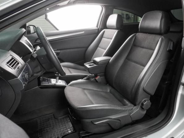 Opel Astra H Рестайлинг с пробегом 2008 года, цена 399 000 рублей, 216158 км, хэтчбек, Автокод Объявления