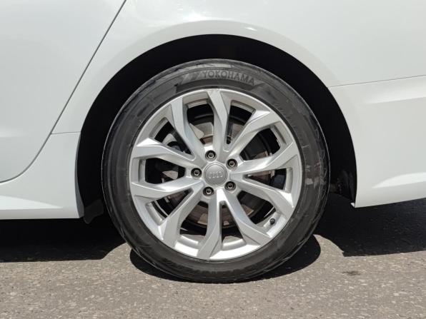 Audi A6 IV (C7) Рестайлинг с пробегом 2018 года, цена 2 240 000 рублей, 182521 км, седан, Автокод Объявления