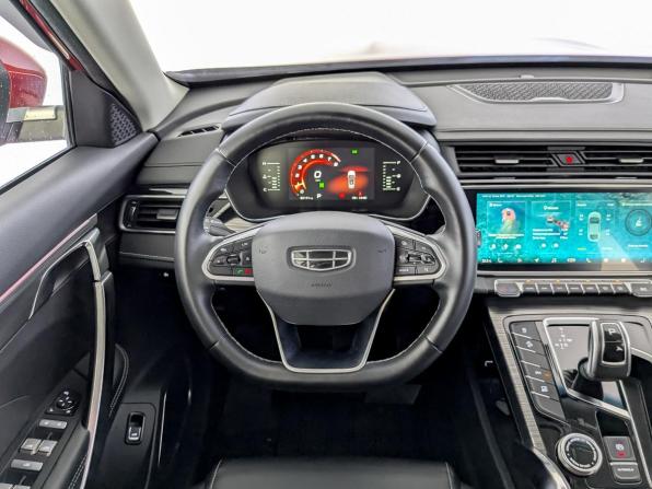 Geely Atlas Pro с пробегом 2023 года, цена 1 990 000 рублей, 67161 км, внедорожник, Автокод Объявления