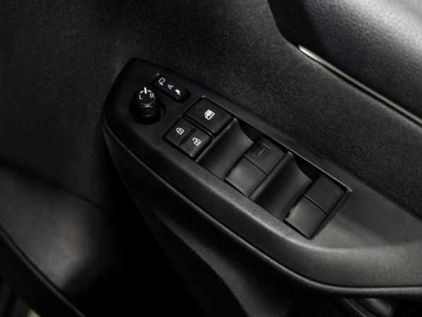 Toyota Yaris IV с пробегом 2020 года, цена 1 035 000 рублей, 150000 км, хэтчбек, Автокод Объявления