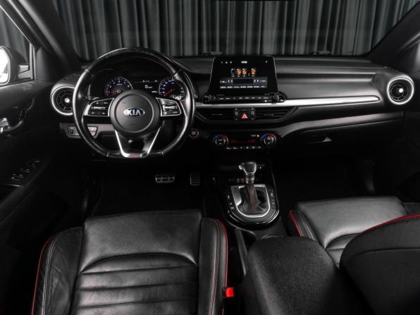 Kia K3 II с пробегом 2019 года, цена 1 784 070 рублей, 83956 км, хэтчбек, Автокод Объявления