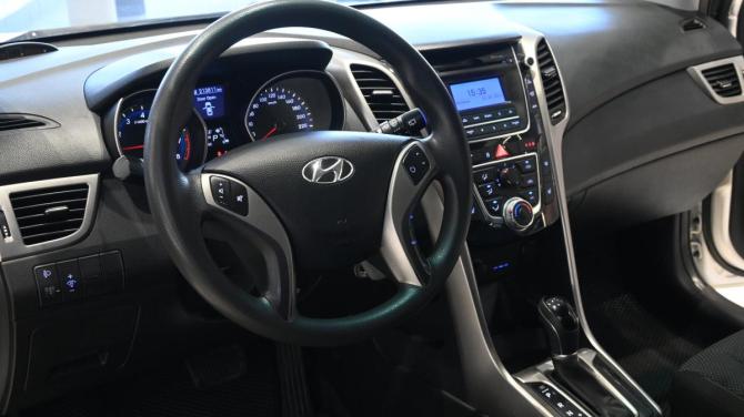 Hyundai i30 II с пробегом 2013 года, цена 870 000 рублей, 213810 км, хэтчбек, Автокод Объявления
