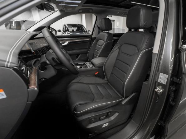 Volkswagen Touareg III Рестайлинг с пробегом 2026 года, цена 12 750 000 рублей, 11 км, внедорожник, Автокод Объявления