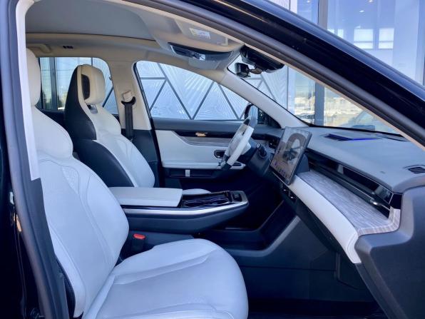 JETOUR DASHING I с пробегом 2023 года, цена 2 029 000 рублей, 51000 км, внедорожник, Автокод Объявления