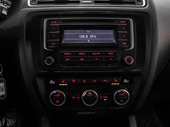 Volkswagen Jetta VI с пробегом 2013 года, цена 1 099 000 рублей, 187907 км, седан, Автокод Объявления