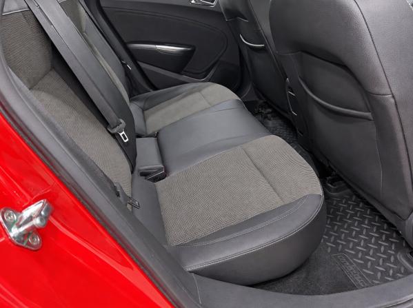Opel Astra J Рестайлинг с пробегом 2012 года, цена 670 000 рублей, 227252 км, хэтчбек, Автокод Объявления