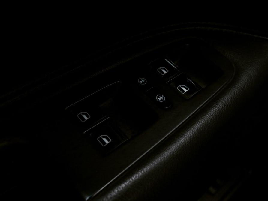 Volkswagen Touareg I Рестайлинг Екатеринбург  - изображение 11