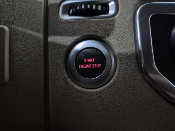 Land Rover Discovery IV с пробегом 2011 года, цена 1 650 000 рублей, 201492 км, внедорожник, Автокод Объявления
