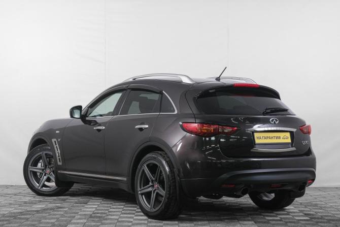 Infiniti QX70 с пробегом 2015 года, цена 2 849 000 рублей, 189000 км, внедорожник, Автокод Объявления