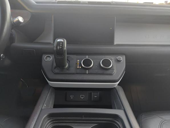 Land Rover Defender II с пробегом 2020 года, цена 5 200 000 рублей, 115637 км, внедорожник, Автокод Объявления