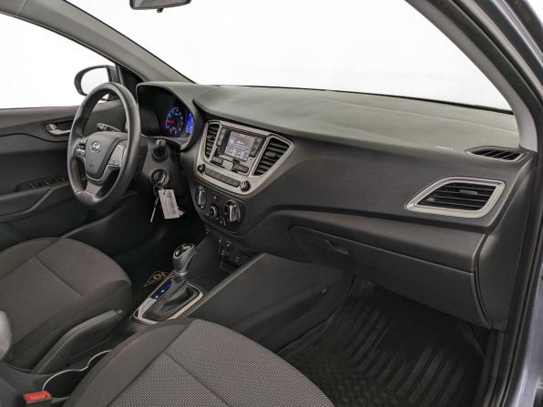Hyundai Solaris II Рестайлинг с пробегом 2021 года, цена 1 595 000 рублей, 46720 км, седан, Автокод Объявления