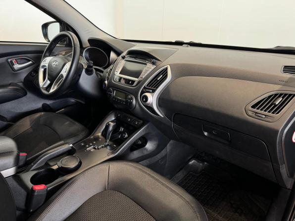 Hyundai ix35 I с пробегом 2012 года, цена 1 320 000 рублей, 179076 км, внедорожник, Автокод Объявления
