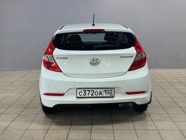 Hyundai Solaris I Рестайлинг с пробегом 2015 года, цена 990 000 рублей, 93713 км, хэтчбек, Автокод Объявления