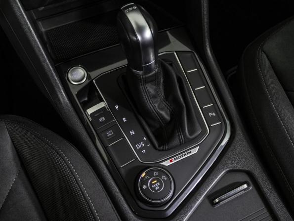 Volkswagen Tiguan II с пробегом 2019 года, цена 2 700 000 рублей, 89800 км, внедорожник, Автокод Объявления